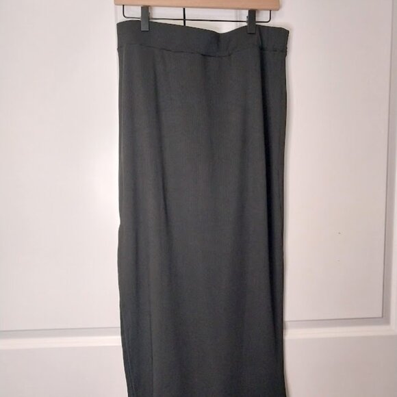 Shein Curve Split Long Skirt - Picture 2 of 6